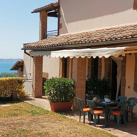 Agriturismo Poderaccio & Collina Verde *