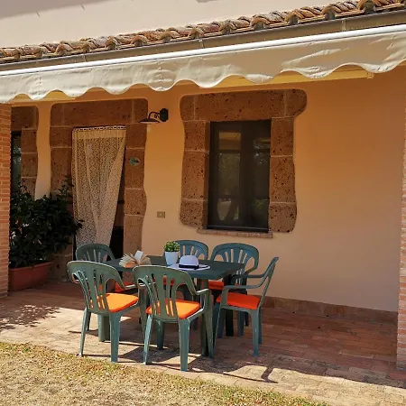 Agriturismo Poderaccio & Collina Verde Apartment