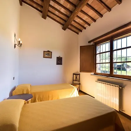 Agriturismo Poderaccio&collina Verde Apartamento *