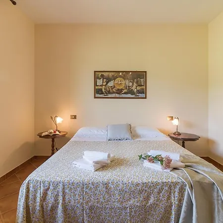 Agriturismo Poderaccio&collina Verde *